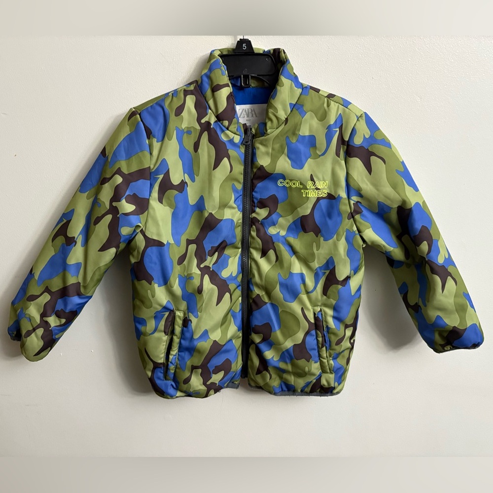 Zara Kids Green and Blue Camo Puffer Jacket 3 seasons 4-5 years